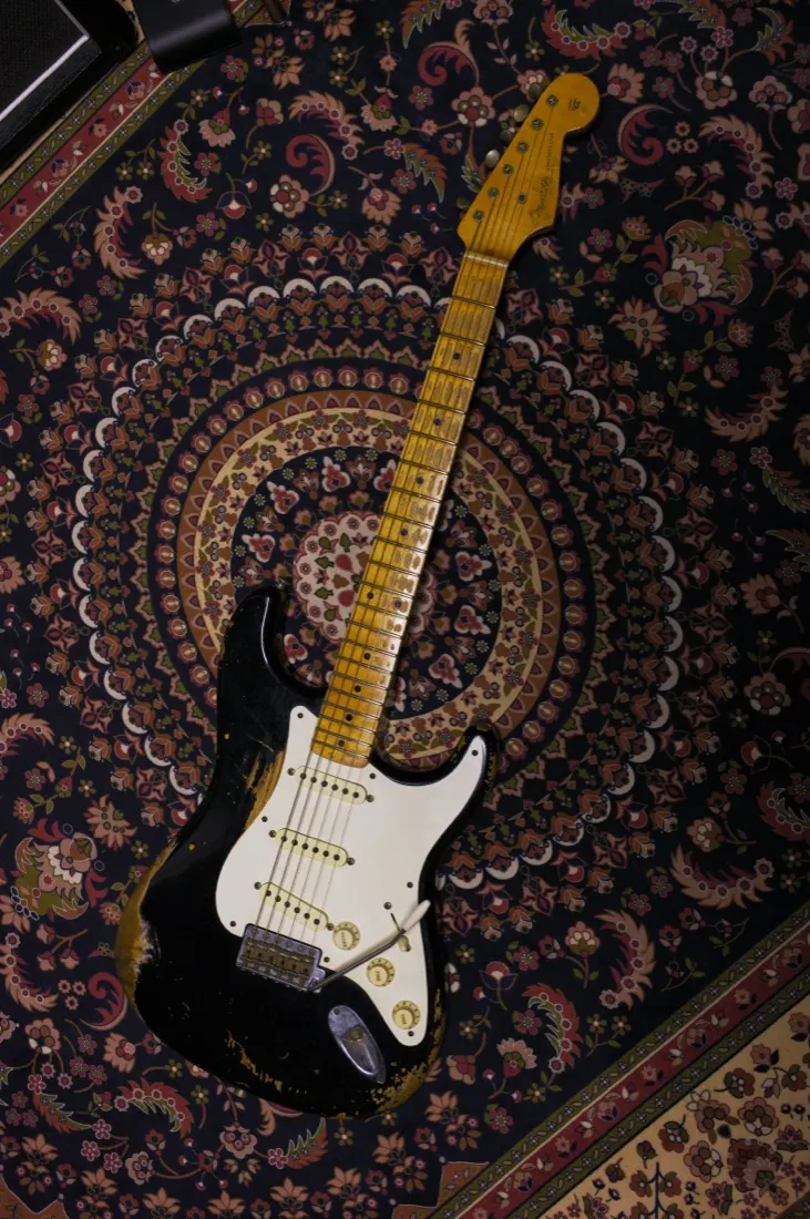 Fender 1956 Stratocaster Heavy Relic 정면